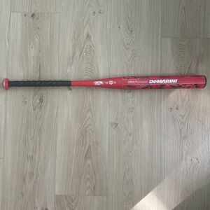 DeMarini Red Slow Pitch 34” 28 oz Preowned Softball Bat